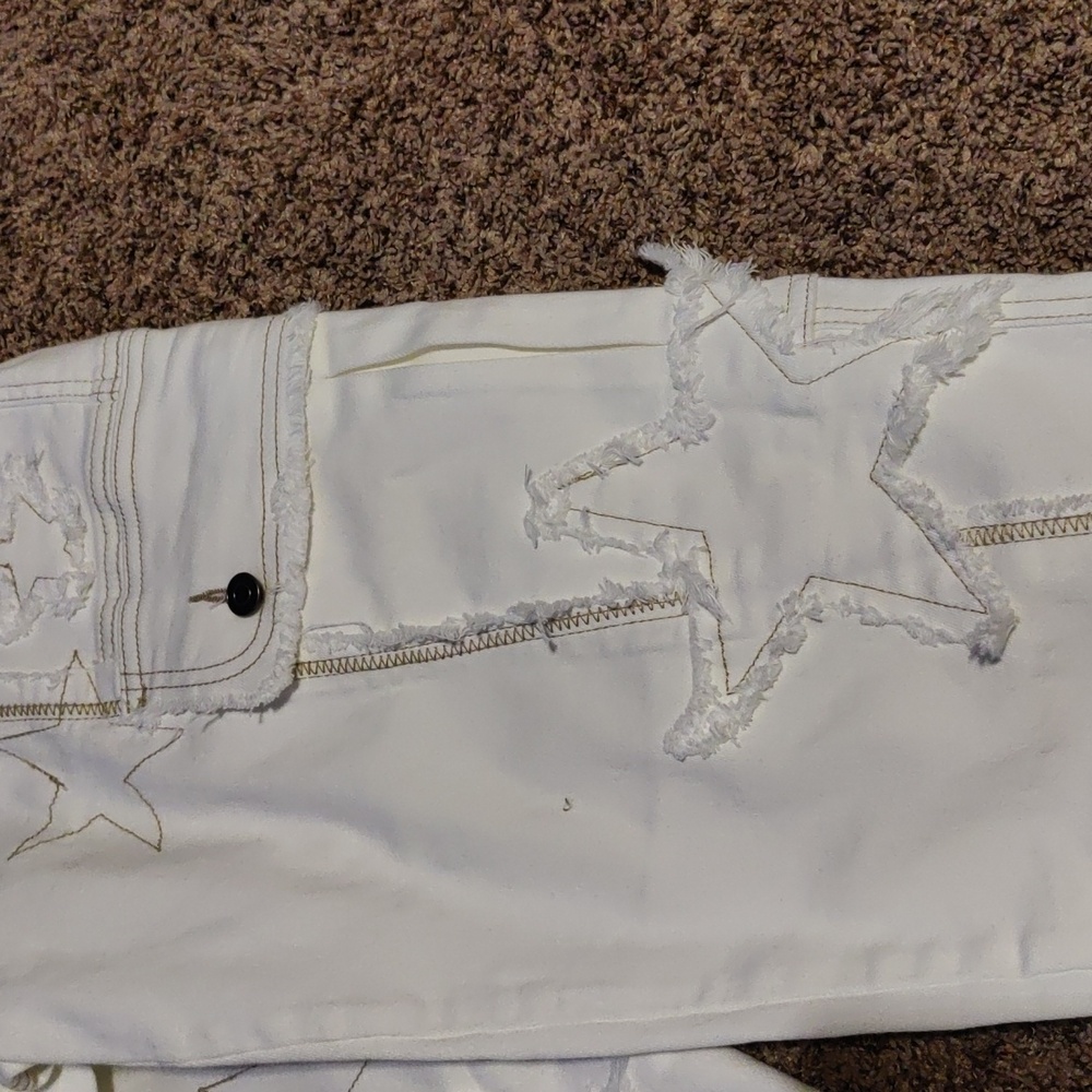 New Off White Star Embroidered Cargo Pants by Oli & Hali - Picture 3 of 5